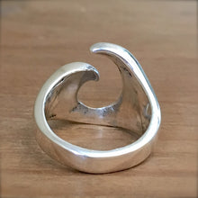 Wave Curl Ring - 20% OFF