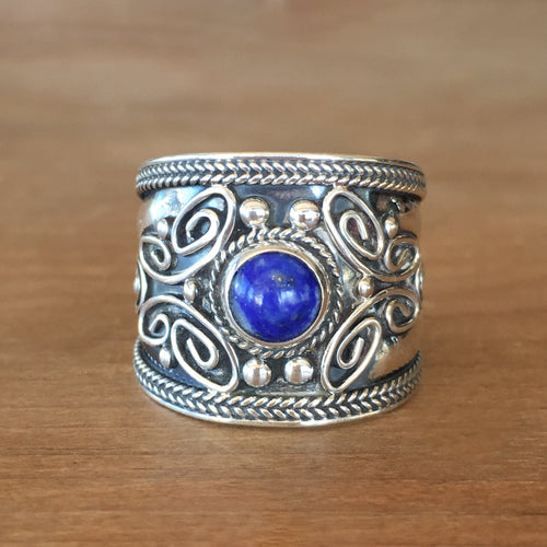Wild Side Lapis Lazuli Ring (size 8)